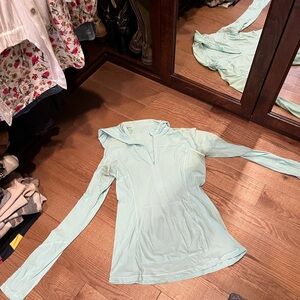 Lululemon Athletica Green Fitted Long Sleeve Polo Sweatshirt